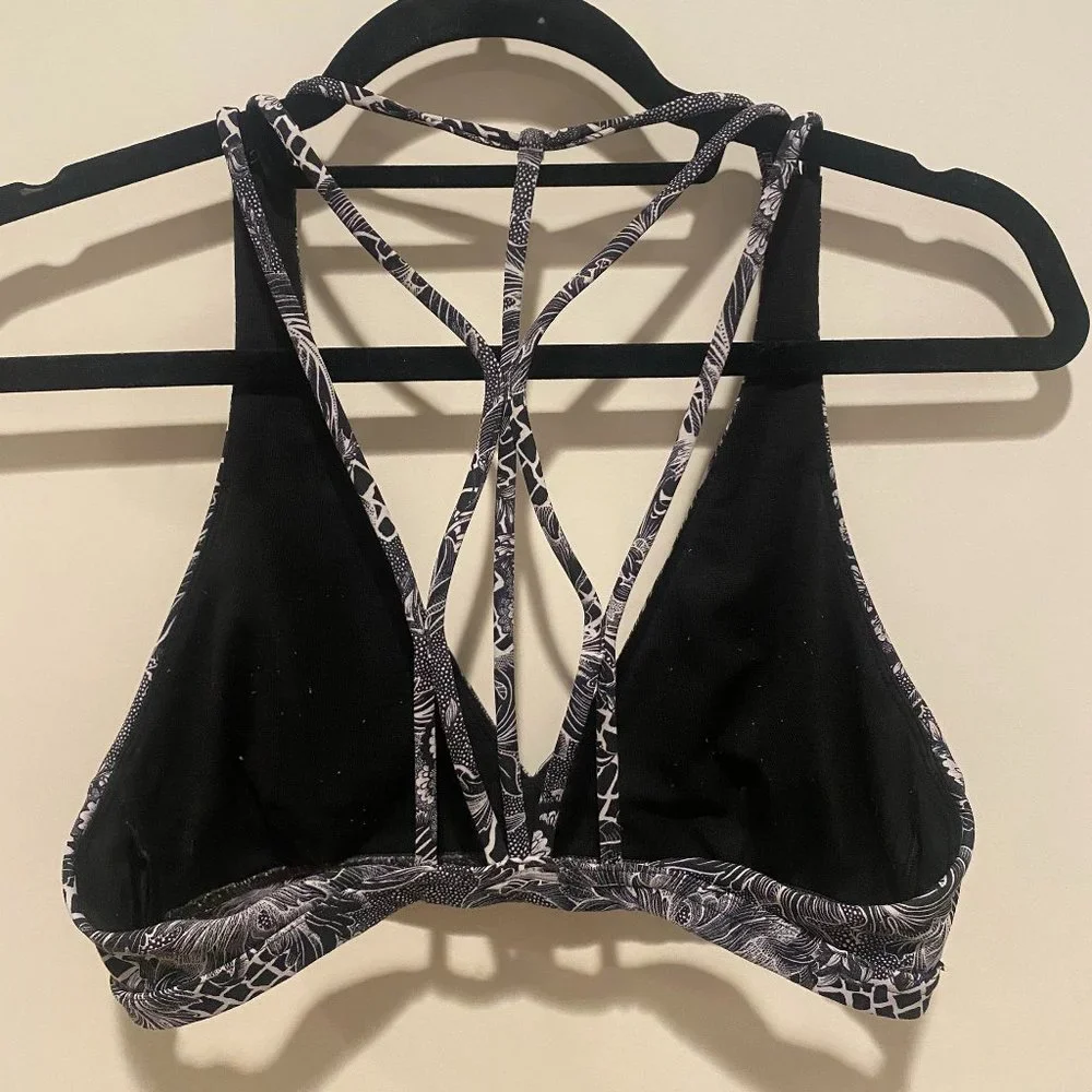 Lululemon, Size 6 Sports Bra - Picture 2 of 3